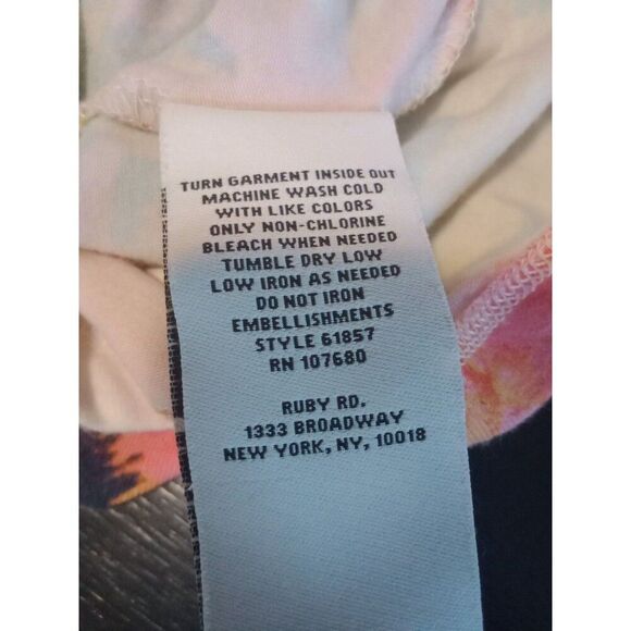 Floral Top Ruby Rd 2X 3/4 Sleeves Pink Yellow Green - Picture 6 of 6